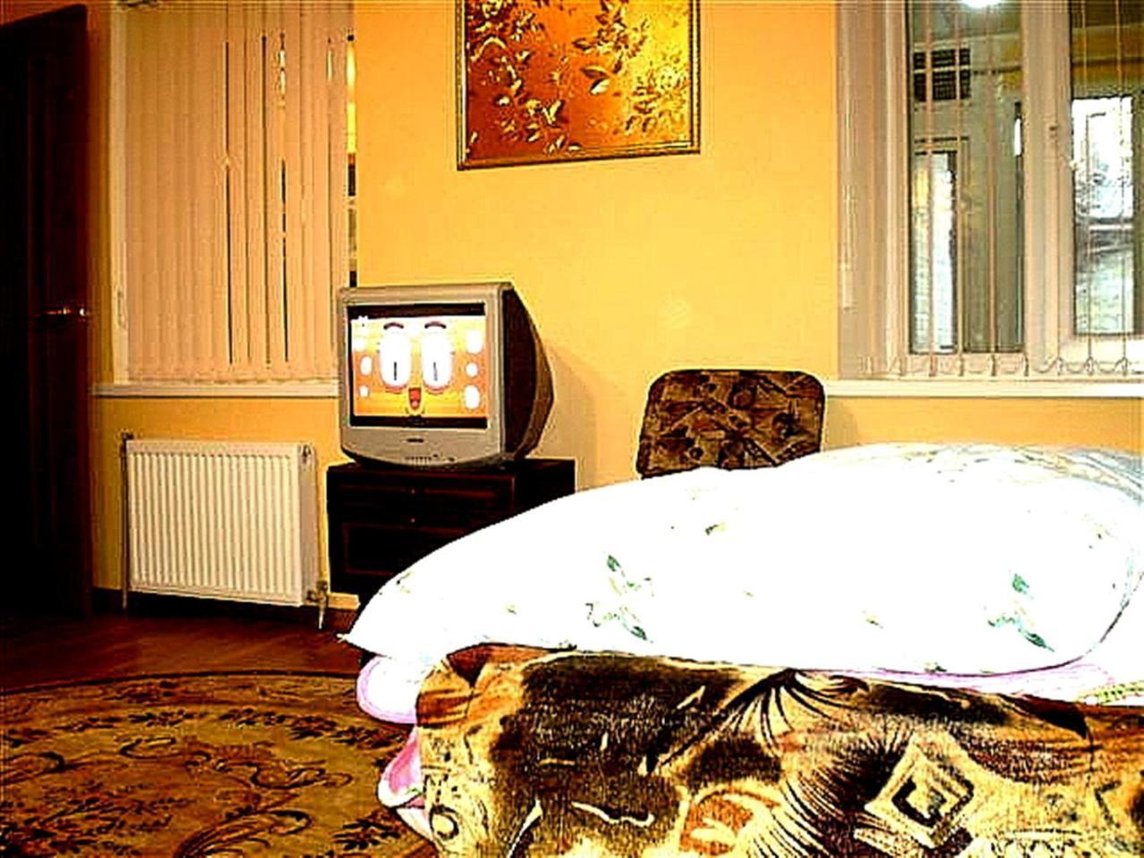 2 Ком Квартира Соборная-Макарова-Макдональдс 4 Дивана Wi-Fi Самый Центр Николаева 2 Этаж Dış mekan fotoğraf